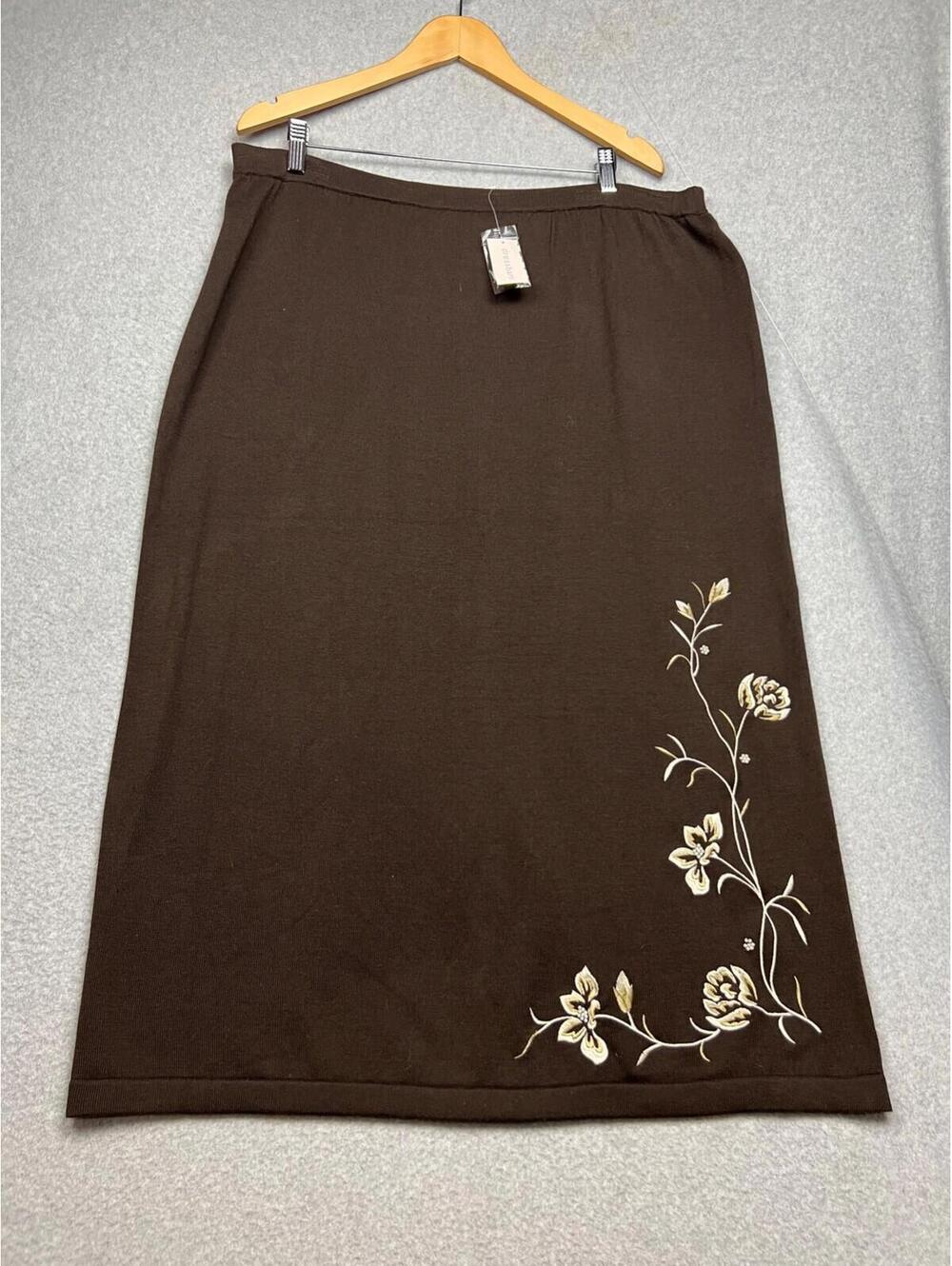 Dressbarn Womens Stretch Skirt Embroidered Knitted Plus Size 18/20 Cottagecore